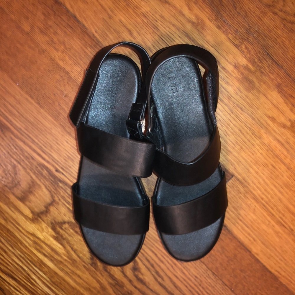 Black platform sandals